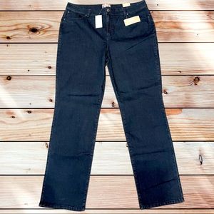 FABULOUSLY SLIMMING by Chicos Jeans